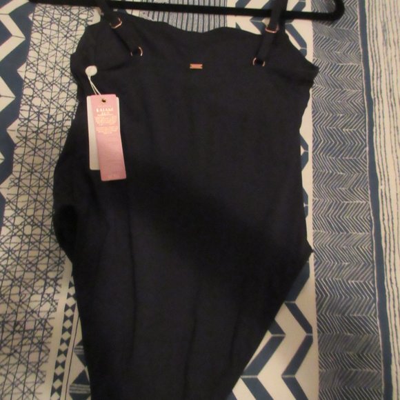 New/one piece bathing suit - Picture 5 of 8